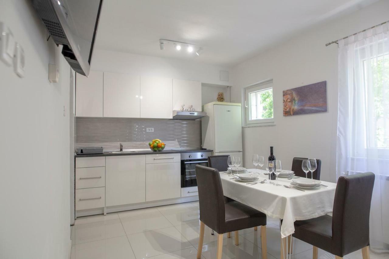 Family Silver Apartamento Šibenik Exterior foto