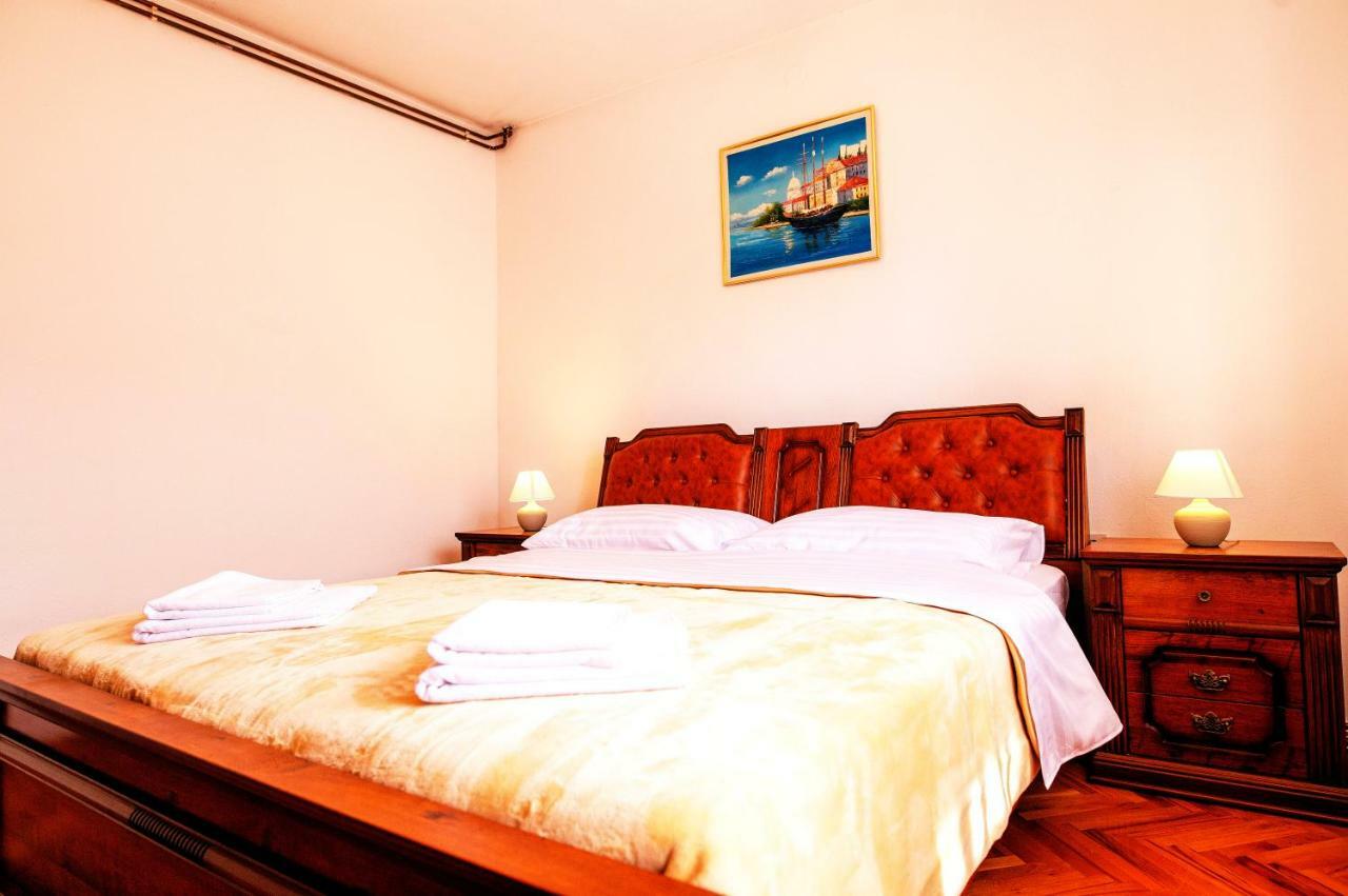 Family Silver Apartamento Šibenik Exterior foto
