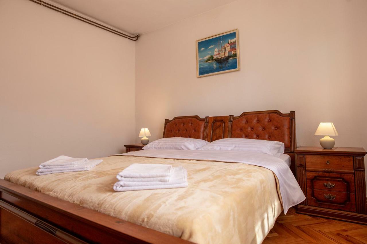 Family Silver Apartamento Šibenik Exterior foto